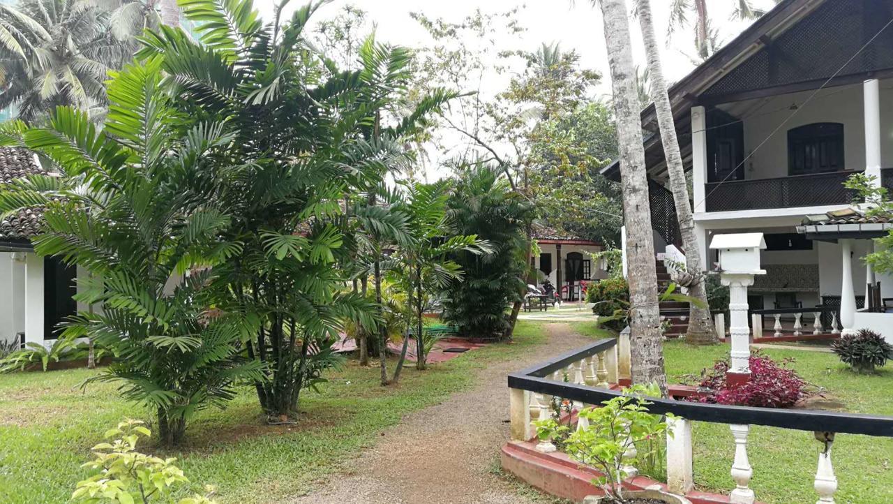 Sonri Villa Sea View Unawatuna Exterior photo
